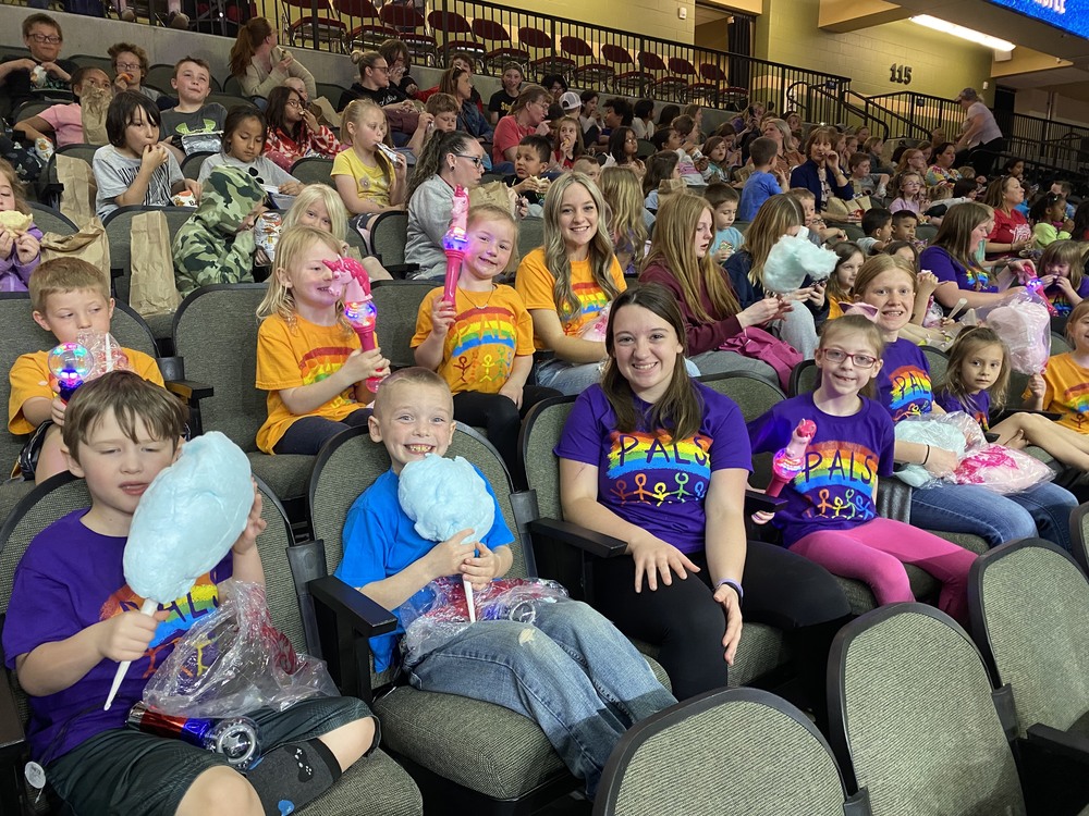 Mapleton Kindergarteners at circus